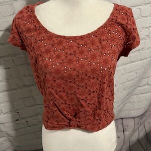 American Eagle Outfitters - Short Sleeve eyelet Blouse - L